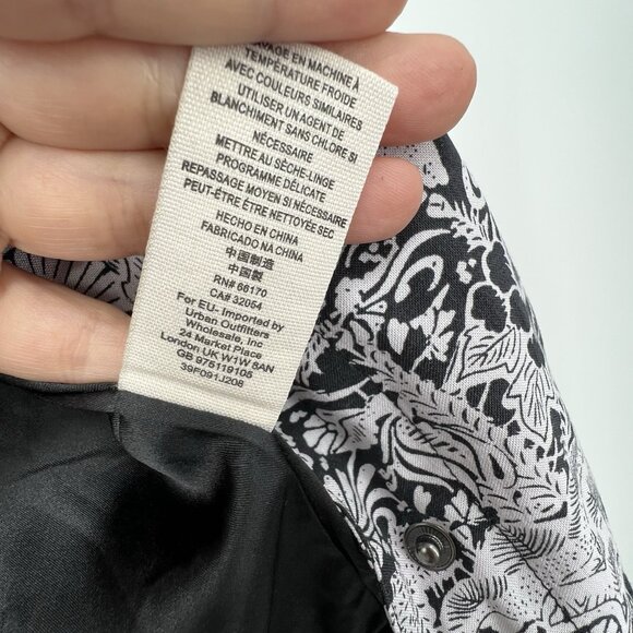 Free People Bomber Jacket Floral Size S Snap Button Pockets Feminine Boho Retro - Picture 12 of 13